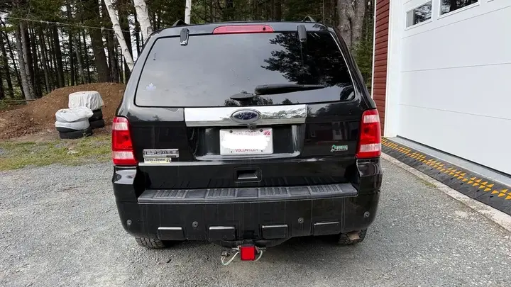 Ford Escape 2011 photo 4