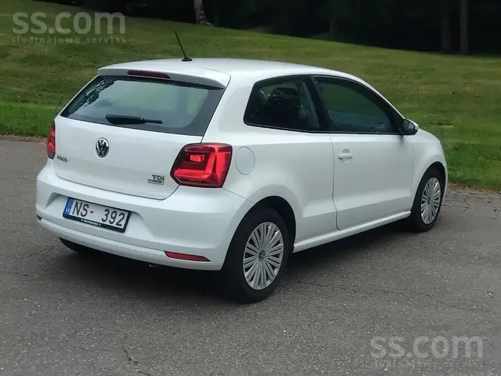 Volkswagen Polo 2014 photo 4