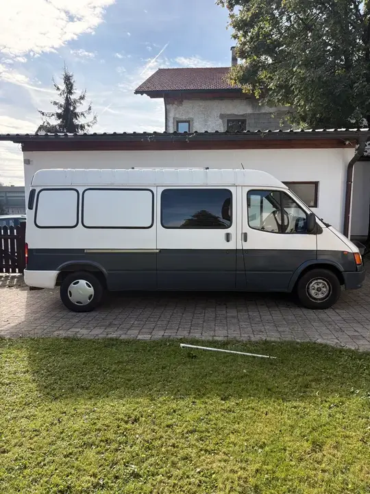 Ford Transit 1995 photo 2