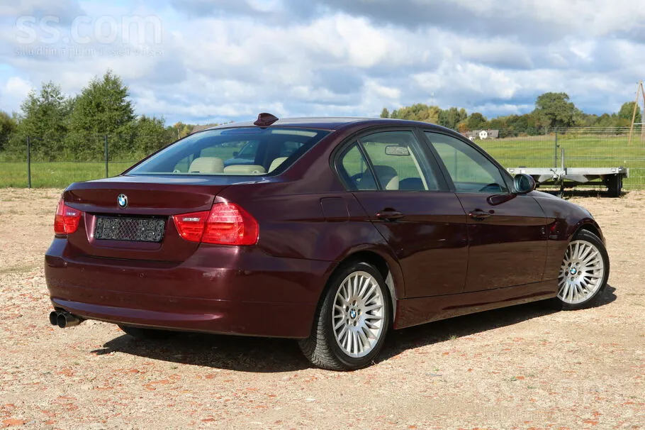 BMW 320 2008 photo 4
