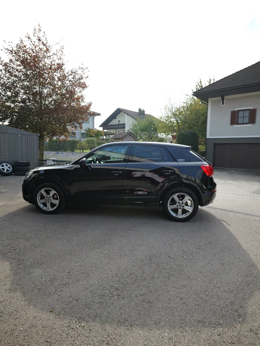 Audi Q2 2018 photo 2