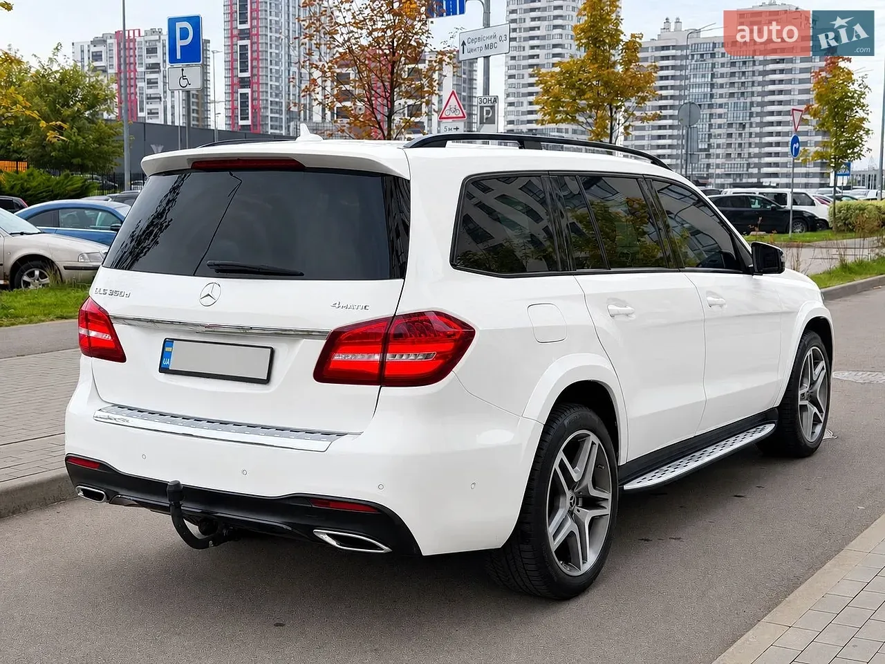Mercedes-Benz Gls-Class 2017 photo 3