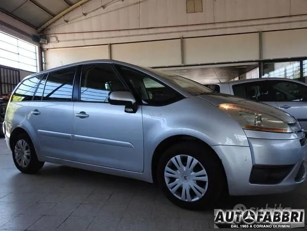 Citroen C4 Picasso 2009 photo 2