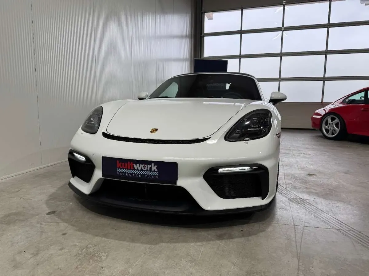 Porsche 718 Gt4 Boxster Spyder 2020 photo 2