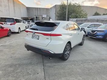 Toyota Harrier 2022 photo 3