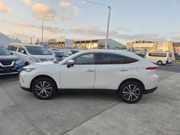 Toyota Harrier 2022 photo 5