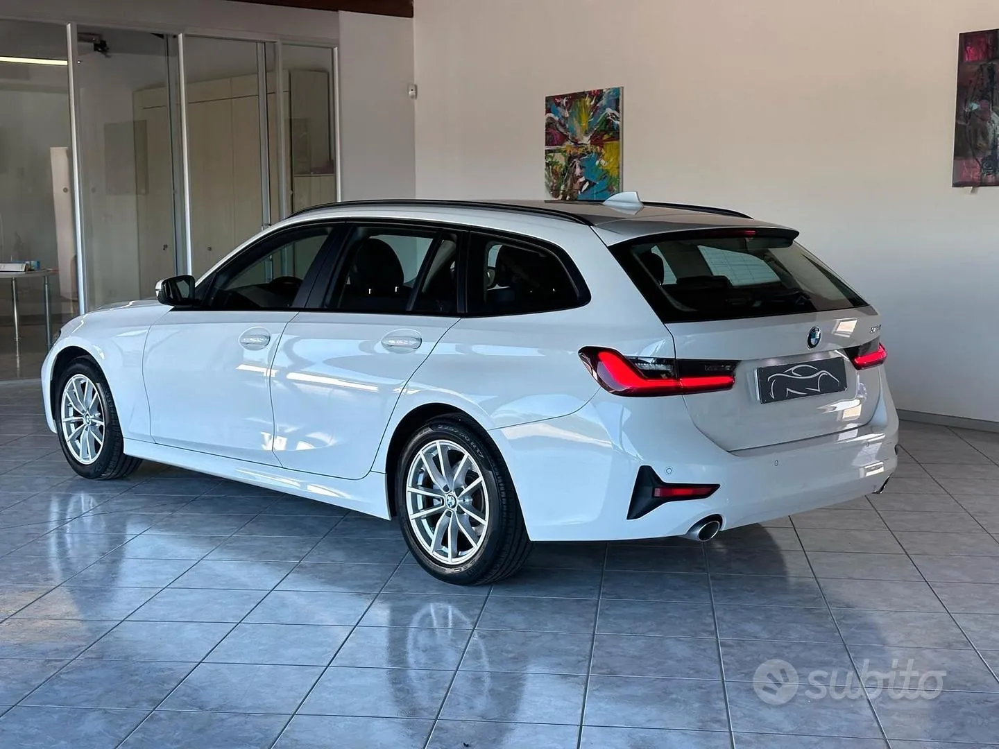 BMW 318D 2023 photo 4