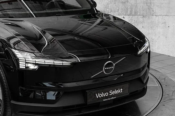 Volvo Ex30 2025 photo 2