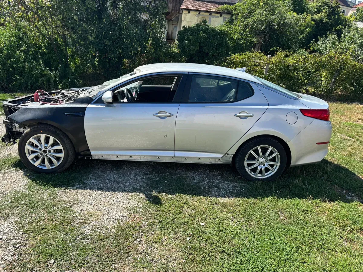 Kia Optima 2014 photo 3