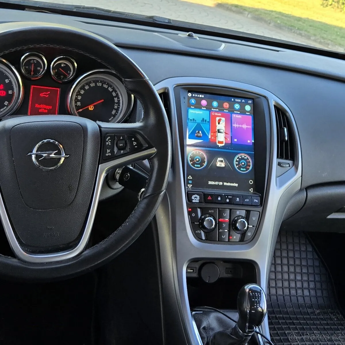 Opel Astra Tourer 2015 photo 2