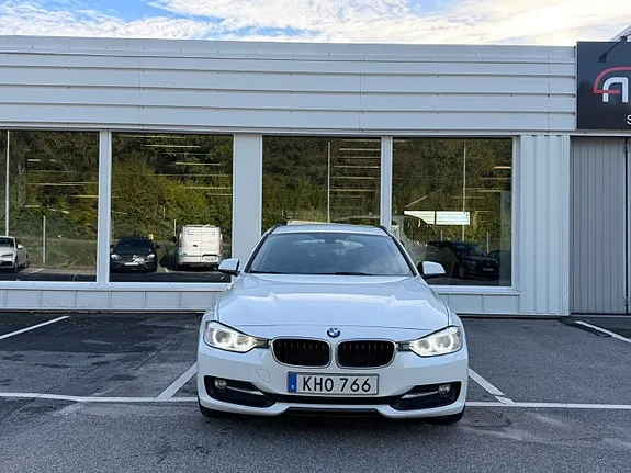 BMW 318D 2014 photo 2