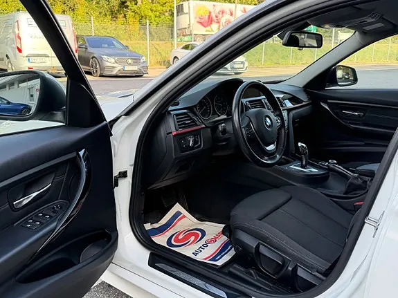 BMW 318D 2014 photo 5