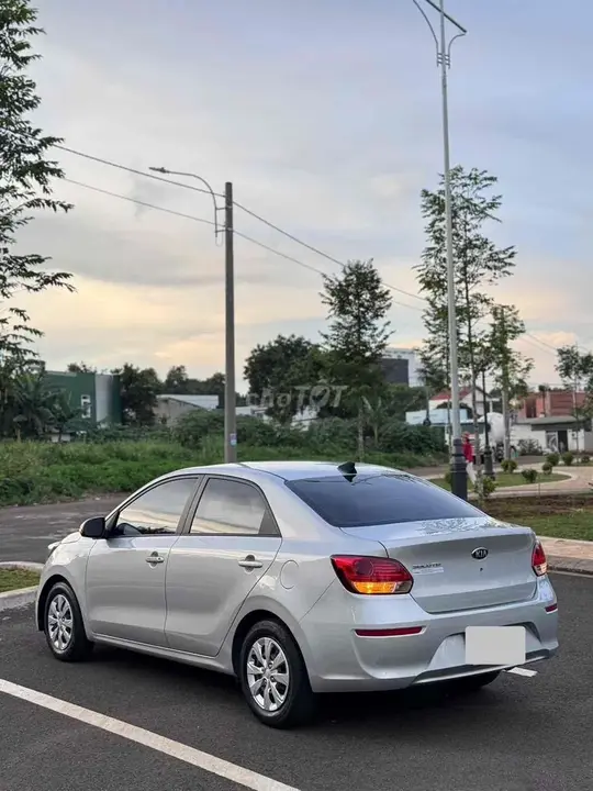 Kia Soluto 2020 photo 3