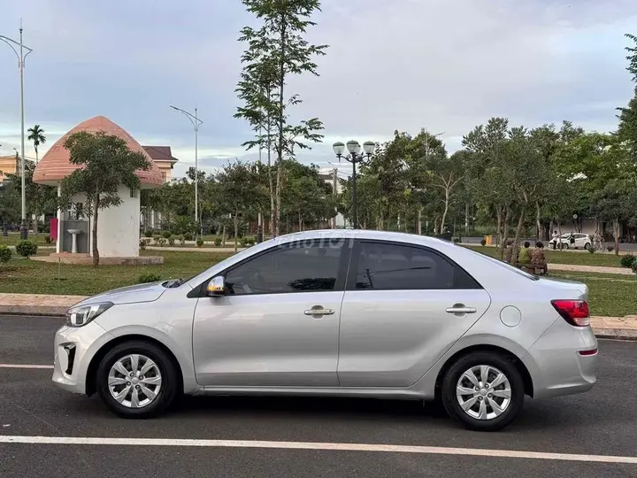Kia Soluto 2020 photo 5