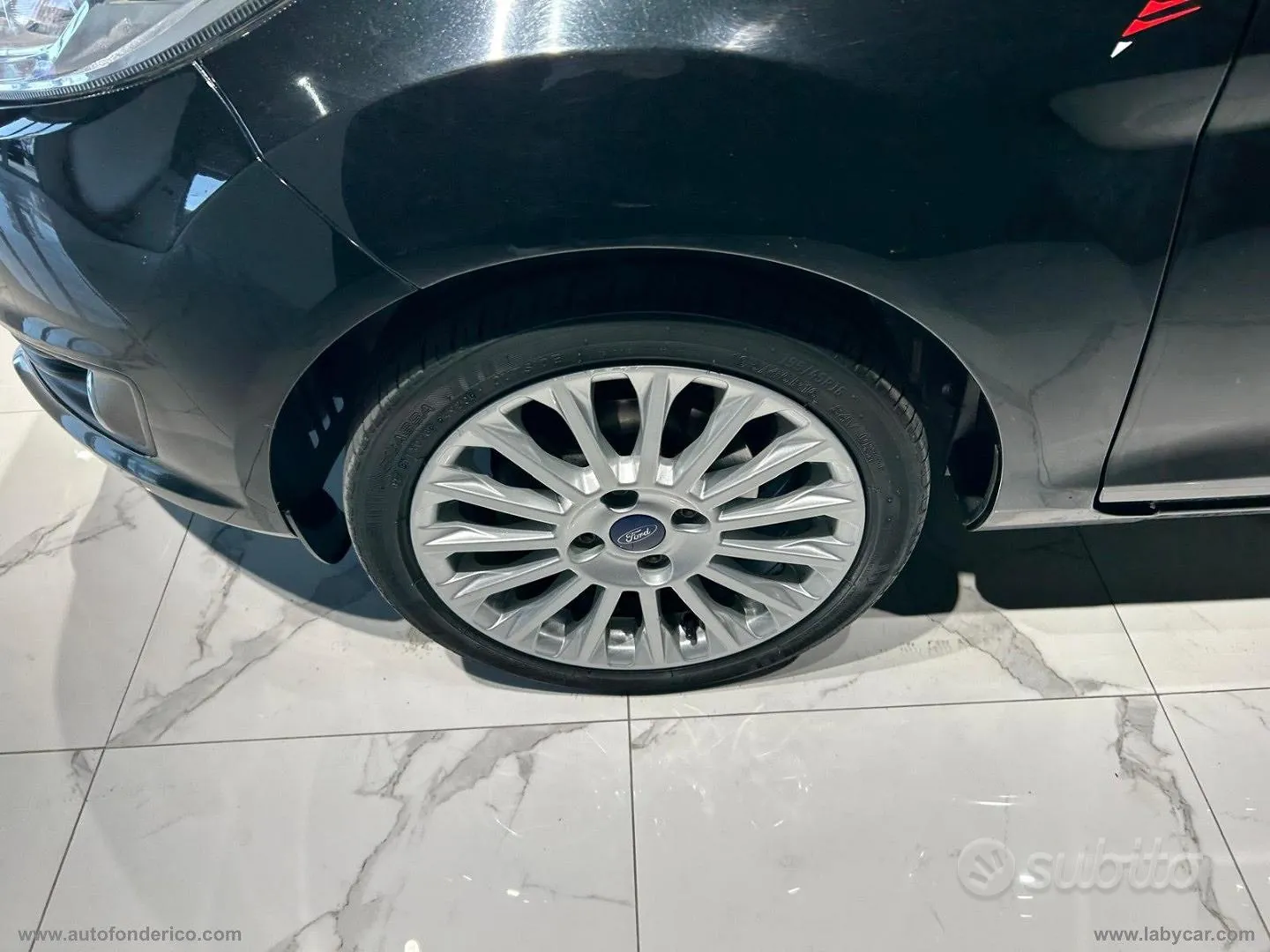 Ford Fiesta 2014 photo 3