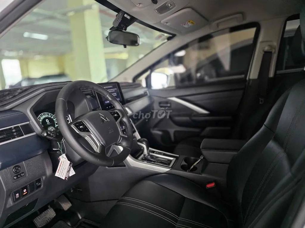Mitsubishi Xpander Cross 2025 photo 5