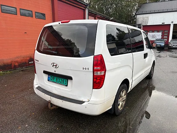 Hyundai H1 2015 photo 4