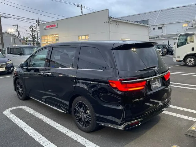 Honda Odyssey Hybrid 2022 photo 3