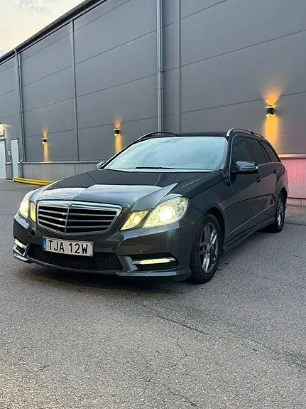 Mercedes-Benz E300
