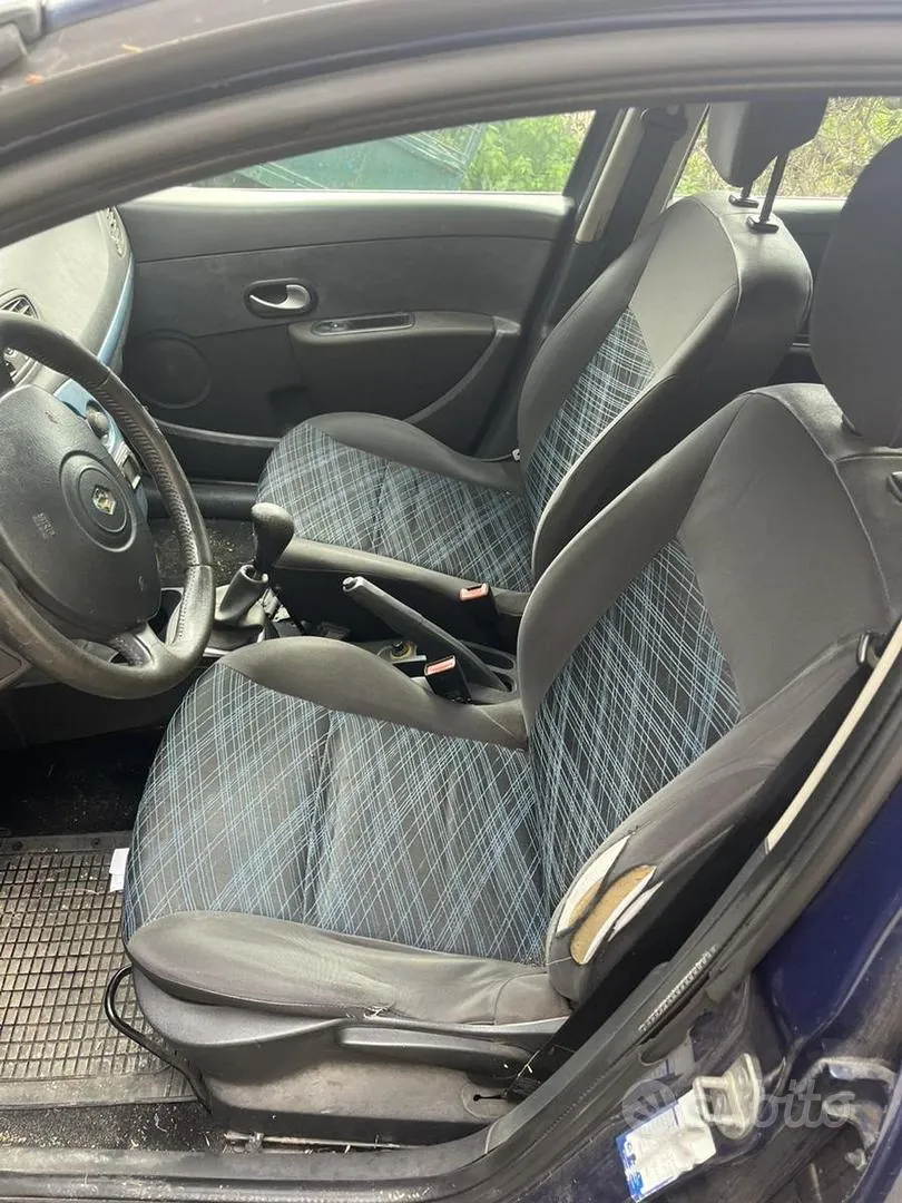 Renault Clio 2008 photo 5