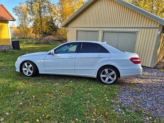 Mercedes-Benz E220 2012 photo 3