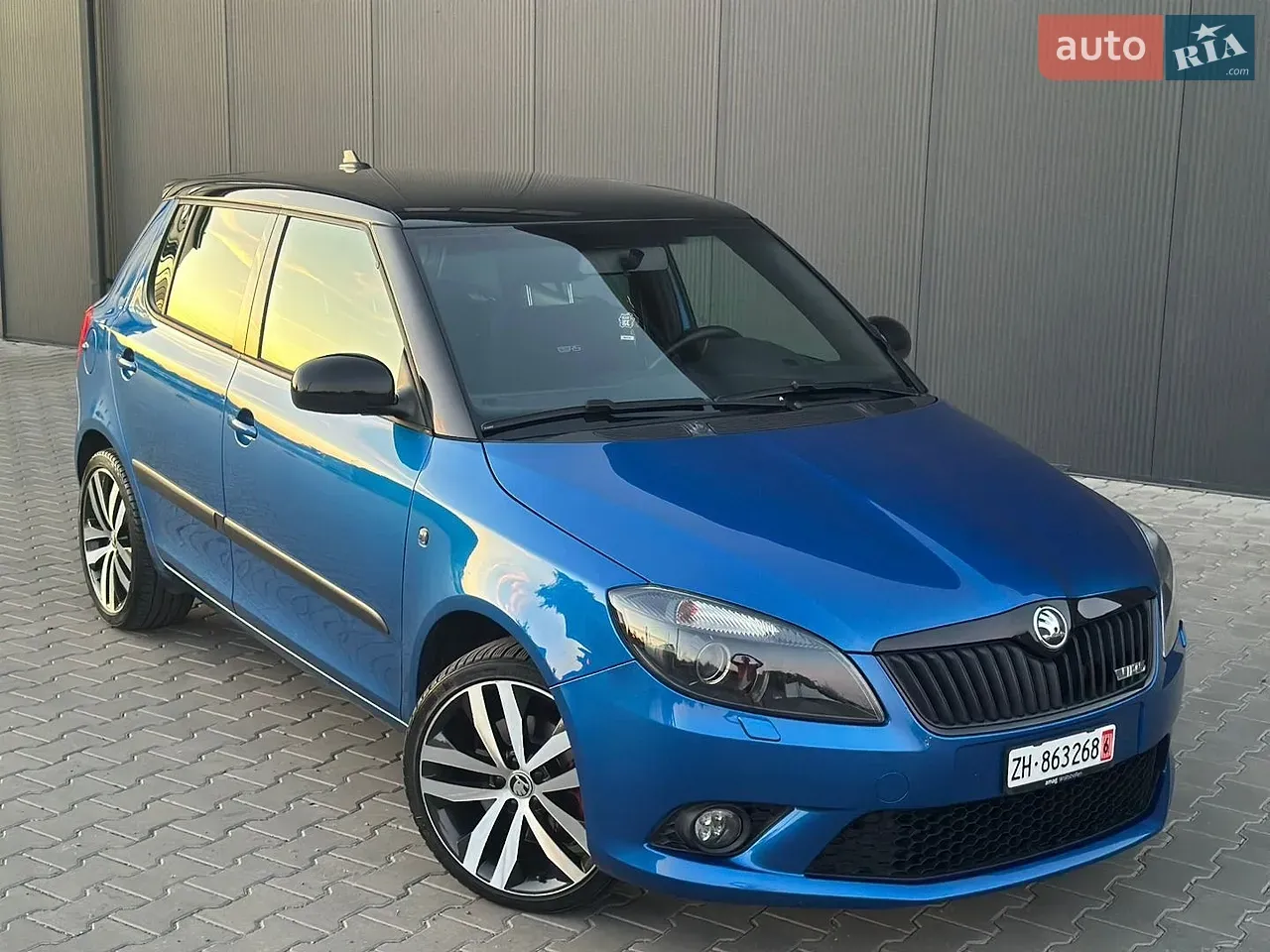 Skoda Fabia 2014 photo 3