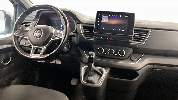 Renault Trafic 2024 photo 4