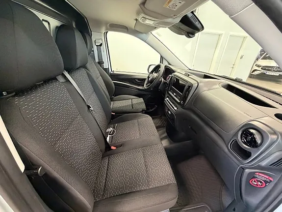 Mercedes-Benz Vito 114 2026 photo 2