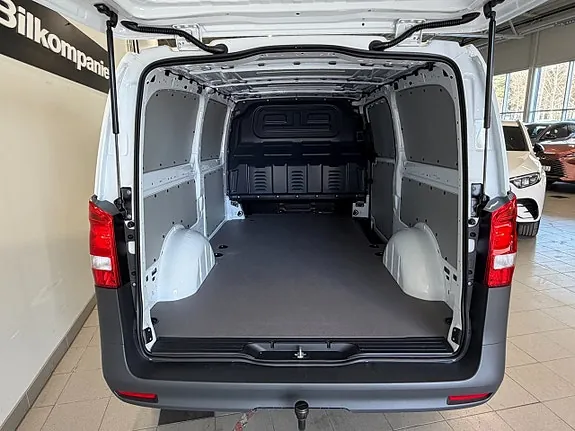 Mercedes-Benz Vito 114 2026 photo 5