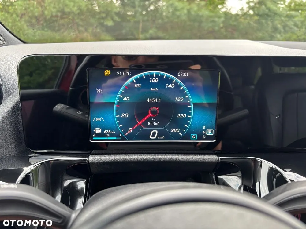 Mercedes-Benz B-Class 2019 photo 4