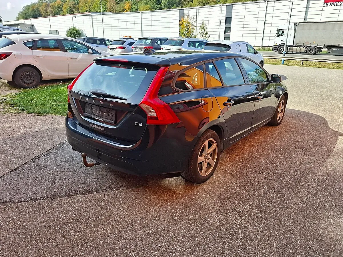 Volvo V60 2016 photo 3