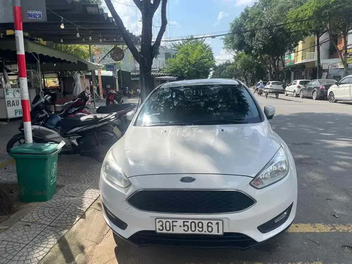Ford Focus 2018 photo 2