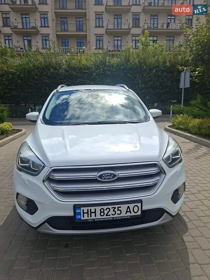Ford Kuga 2019 photo 3