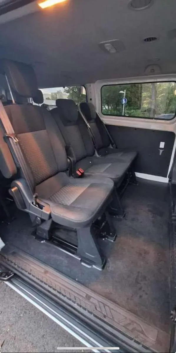 Ford Variobus Trend 2018 photo 3