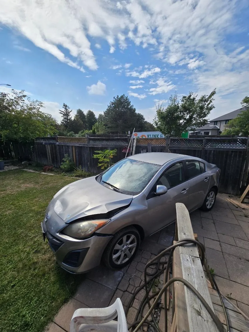 Mazda 3 2010 photo 4