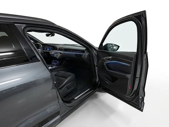 Audi E-Tron 2021 photo 4
