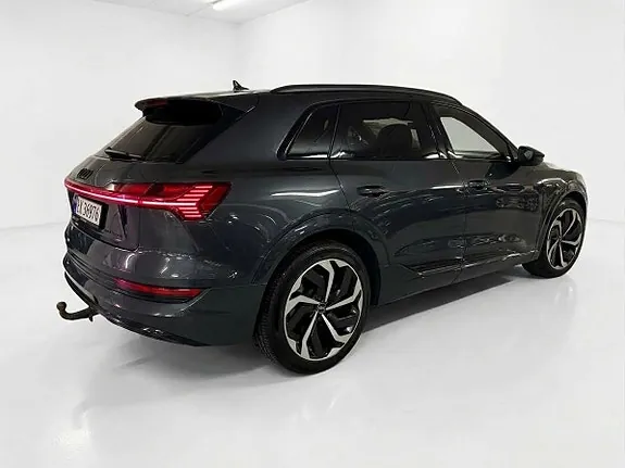 Audi E-Tron 2021 photo 3