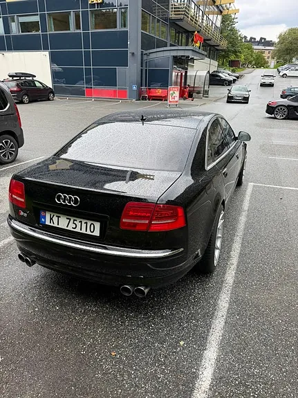 Audi S8 2008 photo 5