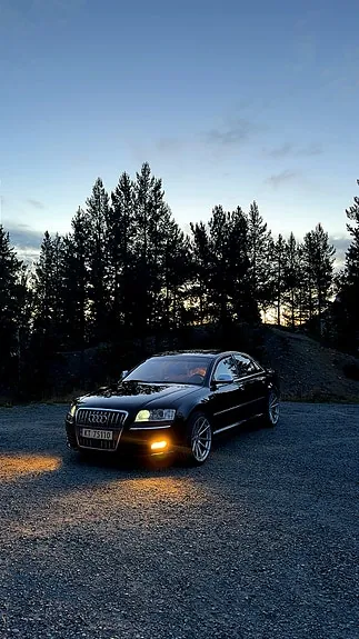 Audi S8 2008 photo 2