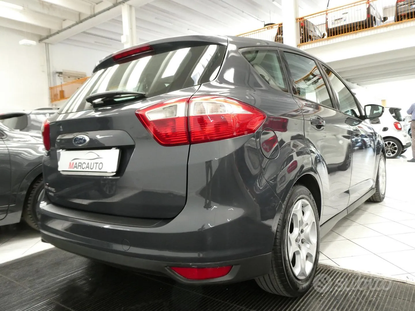 Ford C-Max 2014 photo 4