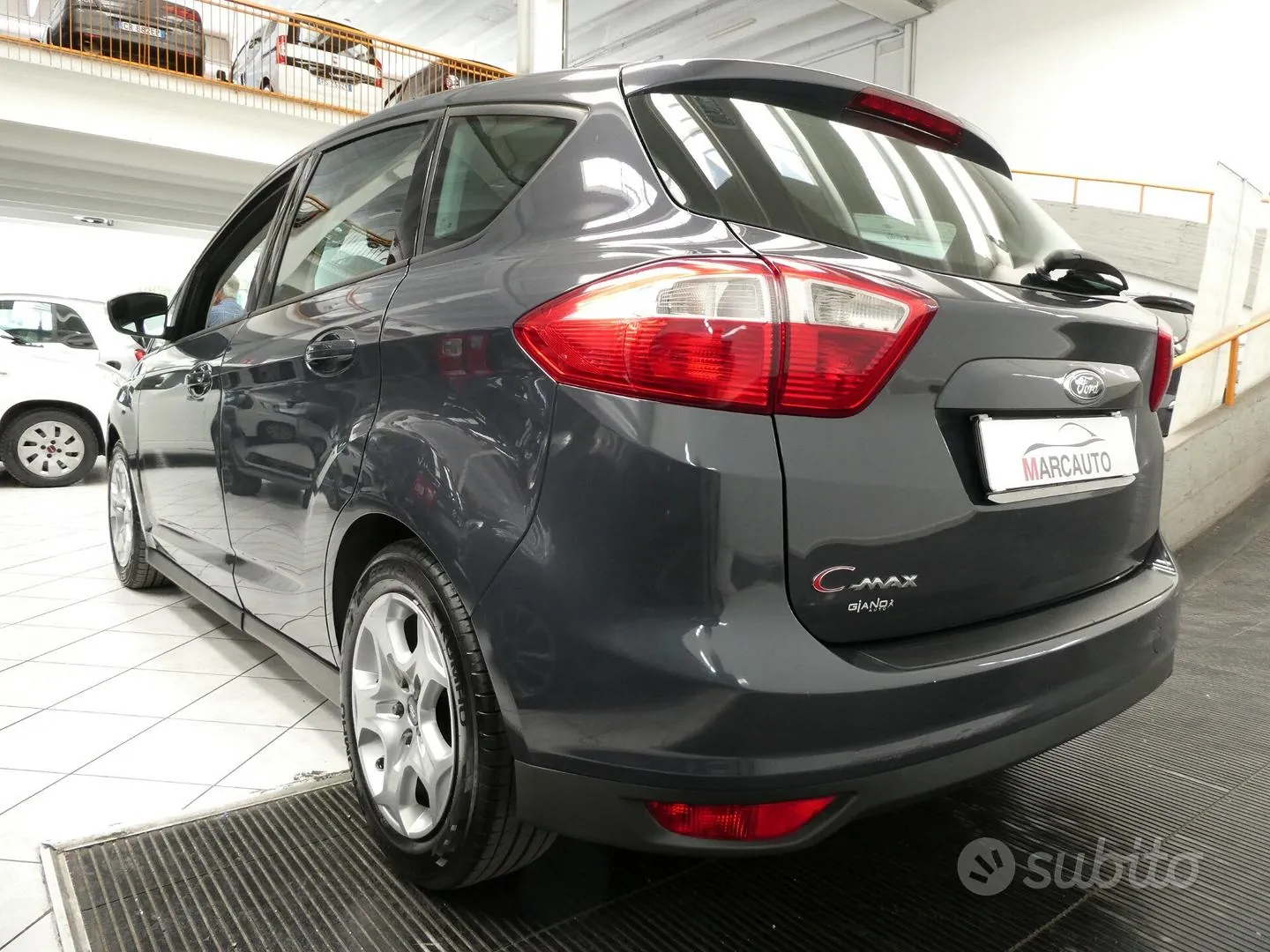 Ford C-Max 2014 photo 2