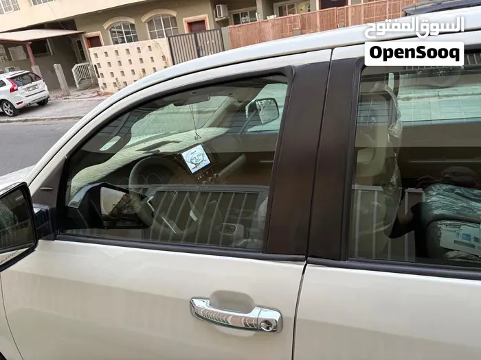 Toyota Sequoia 2015 photo 4