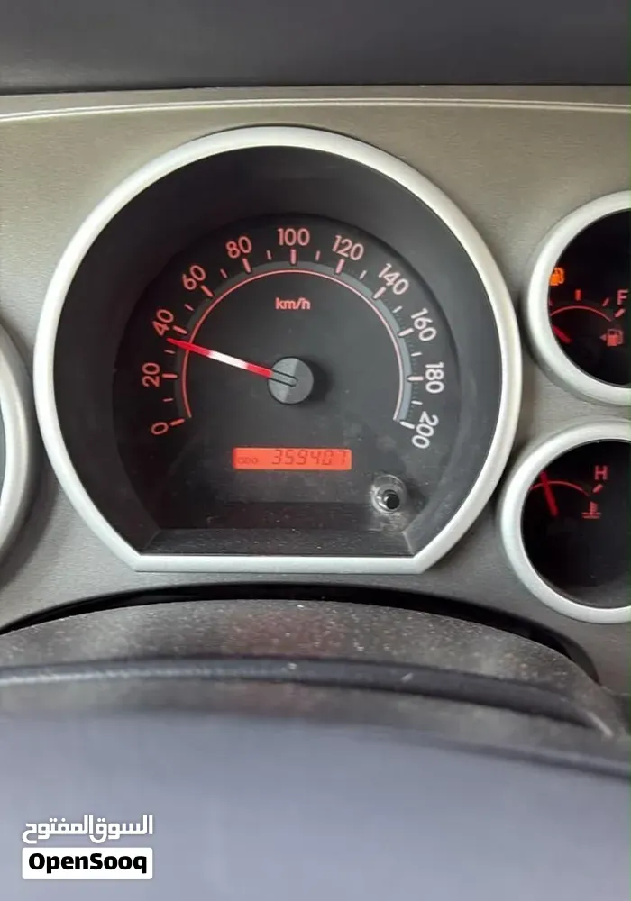 Toyota Sequoia 2015 photo 3