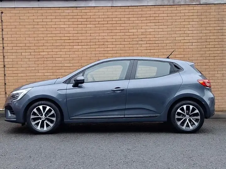 Renault Clio 2022 photo 4