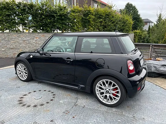 Mini One 2013 photo 3