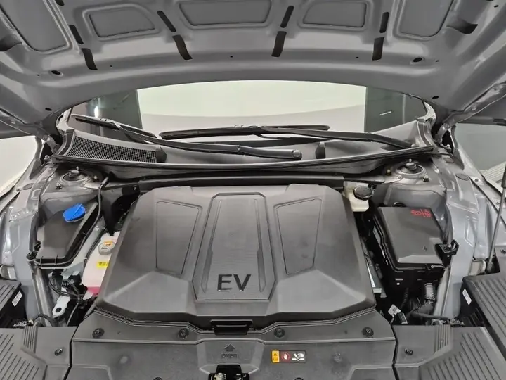 Hyundai Ioniq 5 2026 photo 5