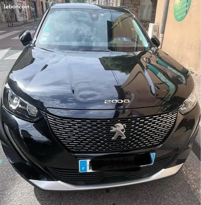 Peugeot 2008 2020 photo 2