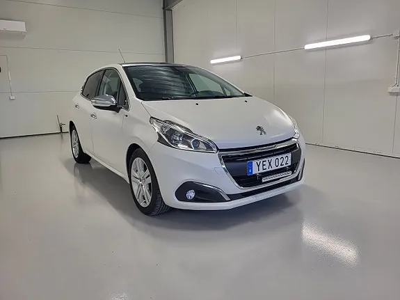 Peugeot 208 2016 photo 2