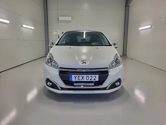 Peugeot 208 2016 photo 3