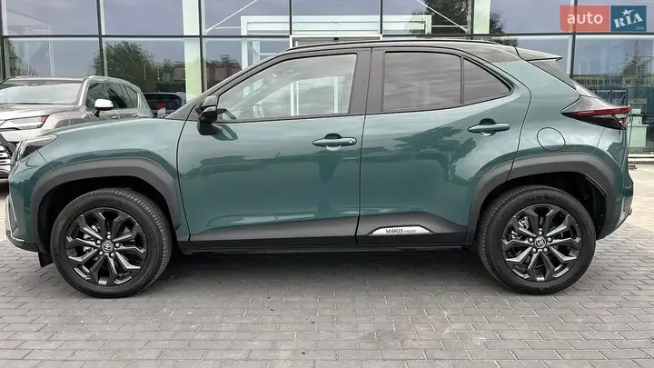 Toyota Yaris Cross 2025 photo 3